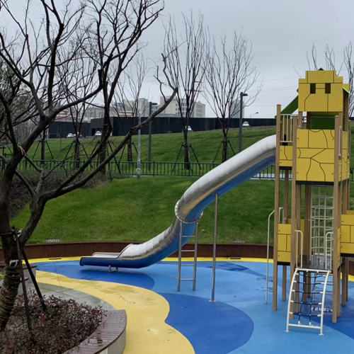 你知道幼儿园大型滑梯对孩子都有哪些优点吗？