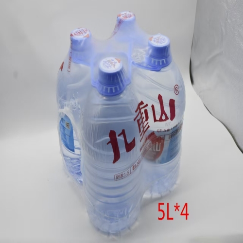瓶装矿泉水