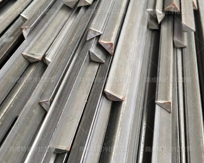 冷拉型钢三角钢